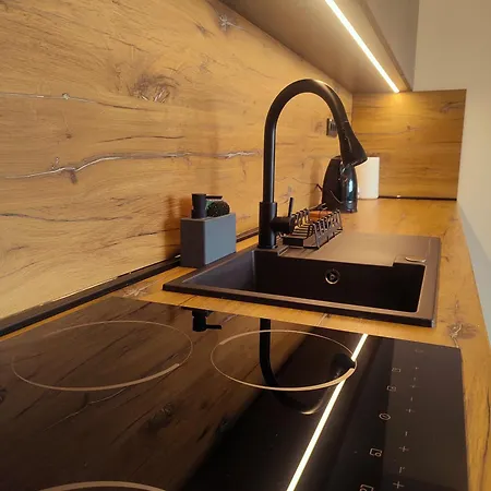 Lux Jelacik * Subotica