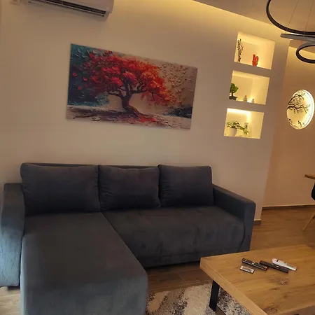 Lux Jelacik * Subotica