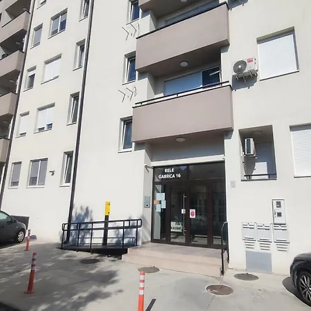 Apartamento Lux Jelacik *